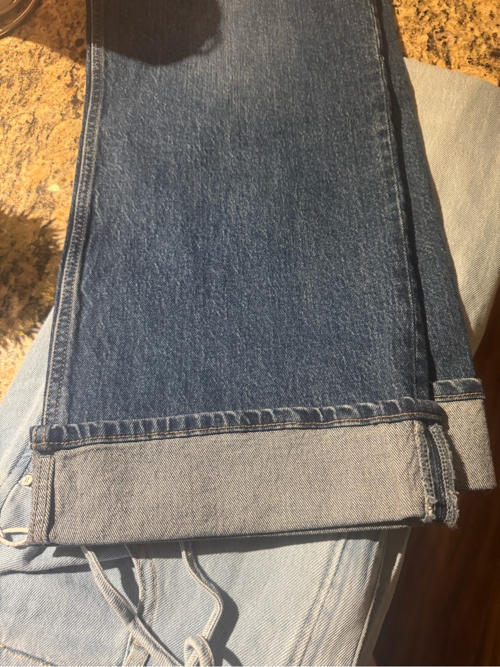 Abercrombie & Fitch 90's Relaxed Low Rise Jeans - Dark Blue - Picture 3 of 4